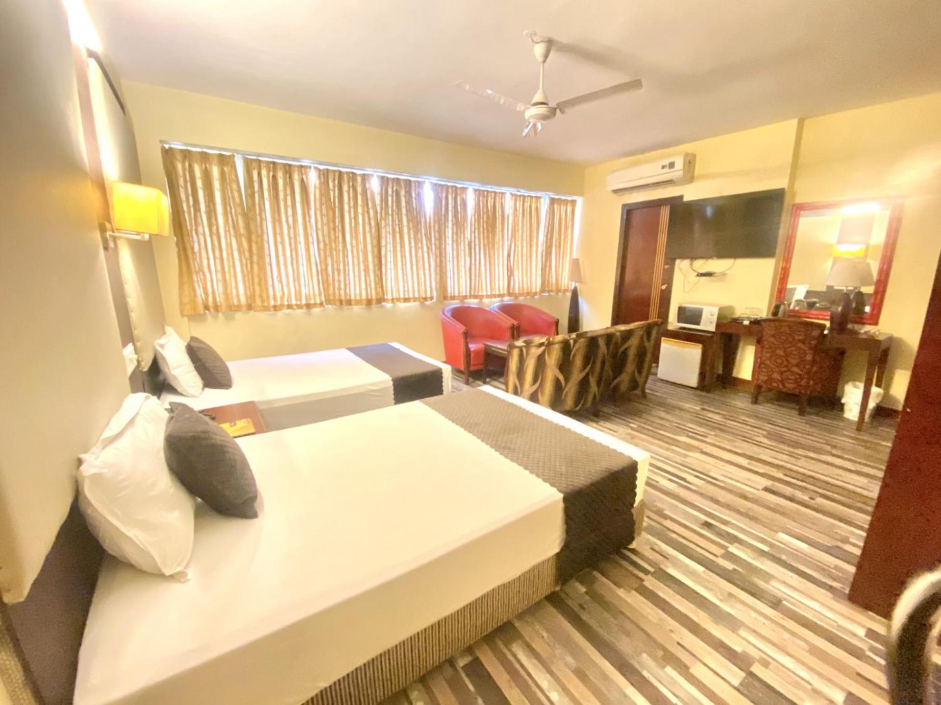 Astoria Hotel Kalkutta Kültér fotó