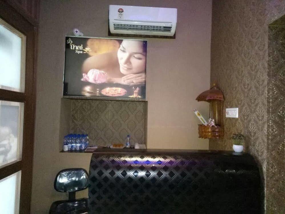 Astoria Hotel Kalkutta Kültér fotó